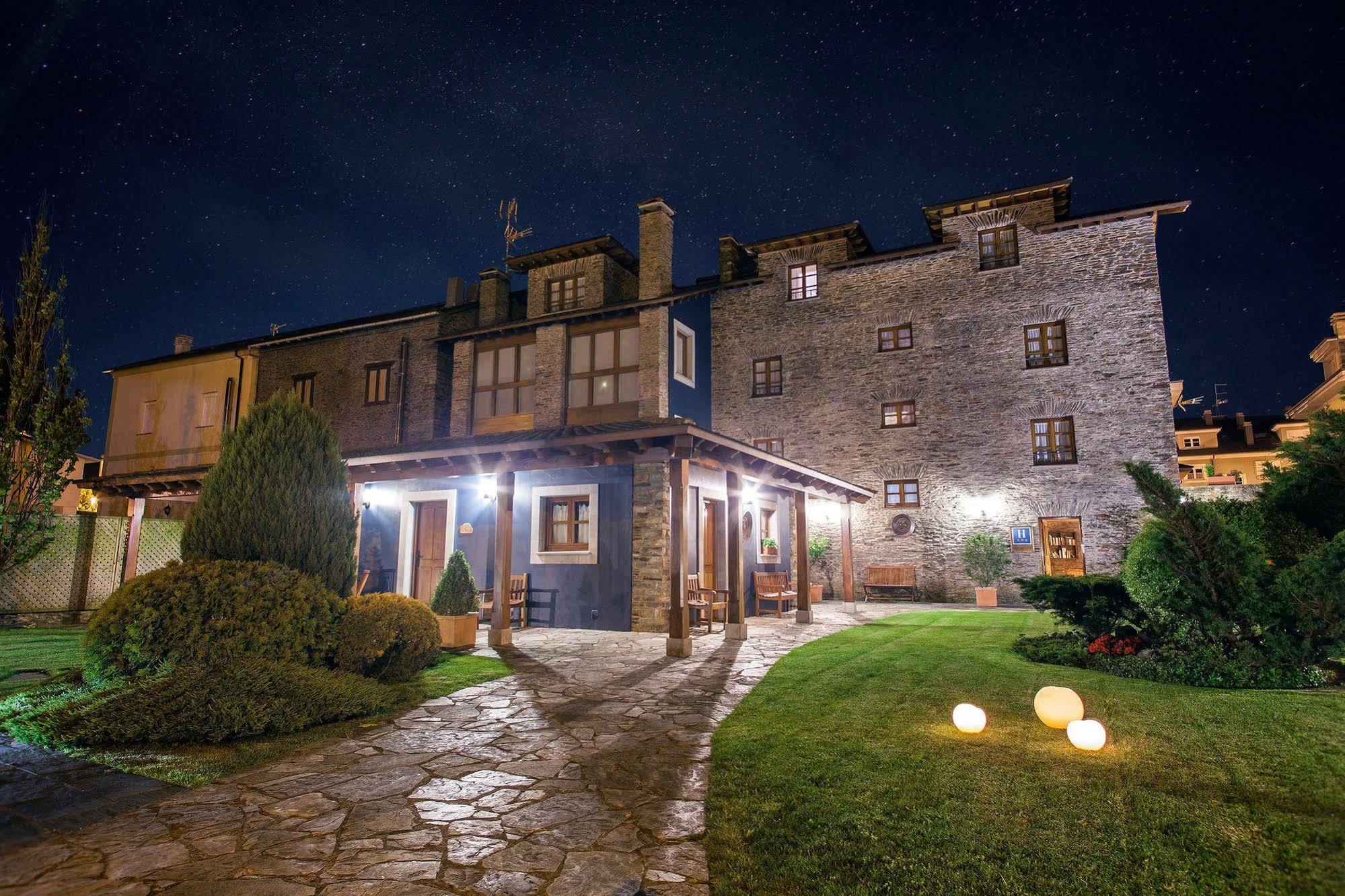 Hotel Pleamar Puerto de Vega Dış mekan fotoğraf